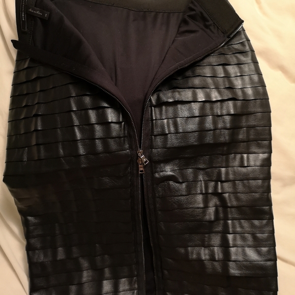 BCBGMAXAZRIA leather skirt - Picture 4 of 15